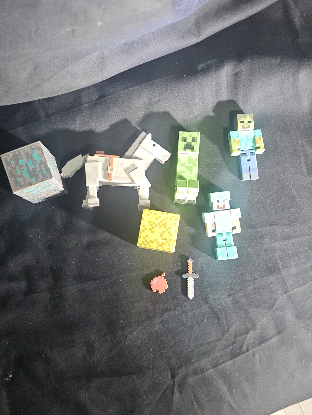 Minecraft Action Figures, Blocks, And Accessories Toy Set